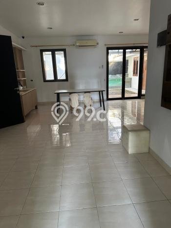 Rumah Luxury Modern Siap Huni di Cikarang Bekasi Rumah Luxury Modern Siap Huni di Cikarang Bekasi