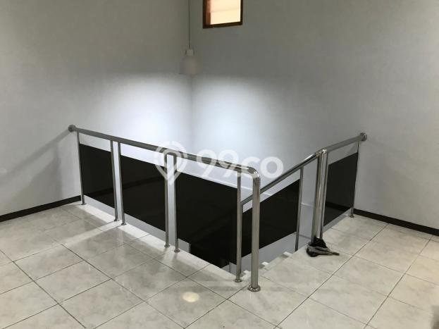 Rumah Modern 3 KT di Tomang Jakarta Barat Unfurnished Rumah Modern 3 KT di Tomang Jakarta Barat Unfurnished