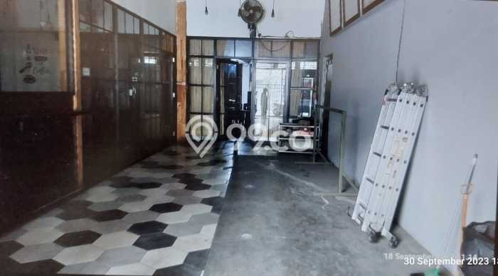 Rumah Mewah LB 300m2 Siap Huni Desain Elegan di Daan Mogot, Jakarta Barat Rumah Mewah LB 300m2 Siap Huni Desain Elegan di Daan Mogot, Jakarta Barat