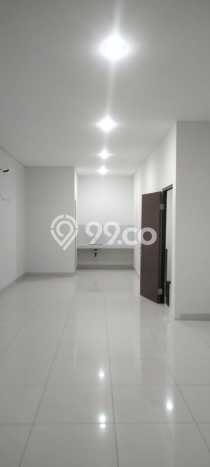 AREA PREMIUM! Ruko Disewakan Kawasan , Luas 180m2m², Jalan Strategis AREA PREMIUM! Ruko Disewakan Kawasan , Luas 180m2m², Jalan Strategis