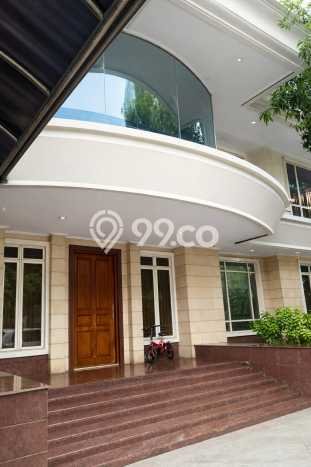 Rumah Eksklusif Best Location di Jakarta Barat, DKI Jakarta Rumah Eksklusif Best Location di Jakarta Barat, DKI Jakarta