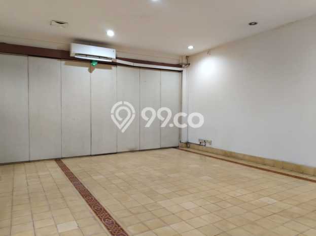 Disewakan Rumah Elit LT 1500m2 / LB 1000m2 di Menteng, Jakarta Pusat Disewakan Rumah Elit LT 1500m2 / LB 1000m2 di Menteng, Jakarta Pusat