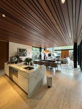 Dijual Rumah Elit Exclusive di Kebayoran Baru, Jakarta Selatan Dijual Rumah Elit Exclusive di Kebayoran Baru, Jakarta Selatan