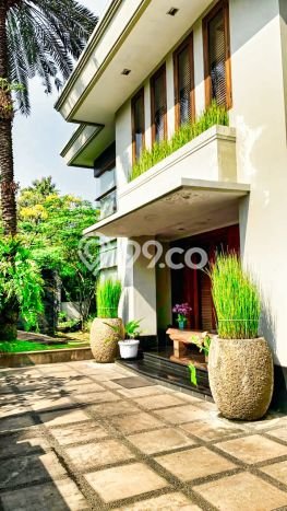 Rumah Elit Modern Siap Huni di Intercon Jakarta Barat Rumah Elit Modern Siap Huni di Intercon Jakarta Barat