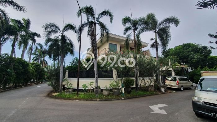 Rumah Luxury Modern Siap Huni di Puri Indah Jakarta Barat Rumah Luxury Modern Siap Huni di Puri Indah Jakarta Barat