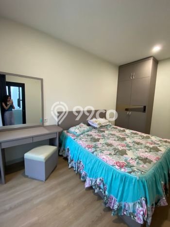 Disewakan! Rumah 3 Kamar Tidur &
2 Kamar Mandi di Pantai Indah Kapuk, Jakarta Utara Disewakan! Rumah 3 Kamar Tidur &
2 Kamar Mandi di Pantai Indah Kapuk, Jakarta Utara
