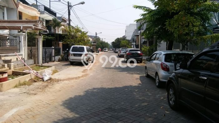 Dijual Rumah Luas Megah Dengan View Cantik di Taman Palem, Jakarta Barat Dijual Rumah Luas Megah Dengan View Cantik di Taman Palem, Jakarta Barat