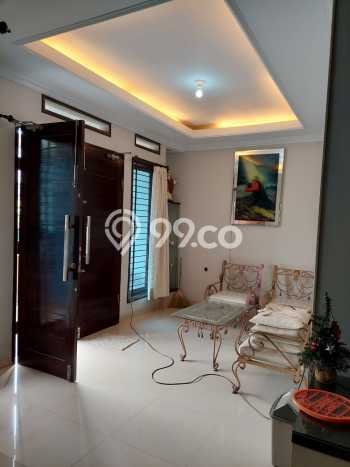 Jual Rumah Luas Elegan Dengan View Eksklusif di Green Ville, Jakarta Barat Jual Rumah Luas Elegan Dengan View Eksklusif di Green Ville, Jakarta Barat