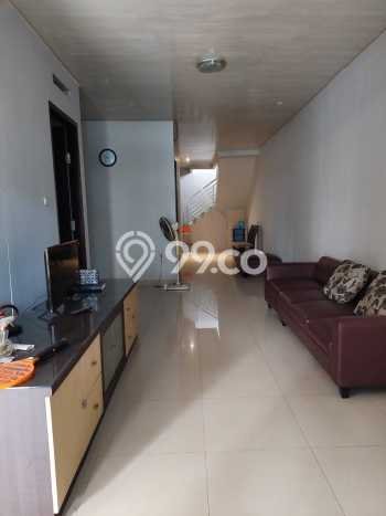Jual Rumah Luas Elegan Dengan View Eksklusif di Green Ville, Jakarta Barat Jual Rumah Luas Elegan Dengan View Eksklusif di Green Ville, Jakarta Barat