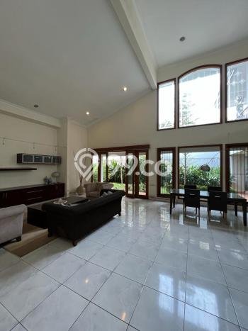 Rumah Cantik Siap Huni Di Kebayoran Baru Luas 275m2 Aman Rumah Cantik Siap Huni Di Kebayoran Baru Luas 275m2 Aman