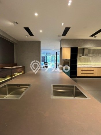 Kantor Bagus Dijual di Senayan Jakarta Pusat Strategis Cocok untuk Kembangkan Bisnis Kantor Bagus Dijual di Senayan Jakarta Pusat Strategis Cocok untuk Kembangkan Bisnis