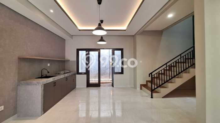 Ready to Use! Premium House LT 105m2 Desain Elegan di Bintaro Ready to Use! Premium House LT 105m2 Desain Elegan di Bintaro