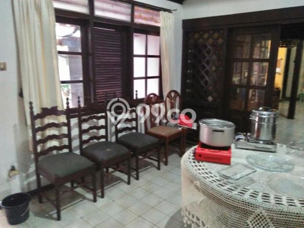 Hunian Mewah LB 450m2 Siap Pakai Desain Elegan di Rempoa, Tangerang Hunian Mewah LB 450m2 Siap Pakai Desain Elegan di Rempoa, Tangerang