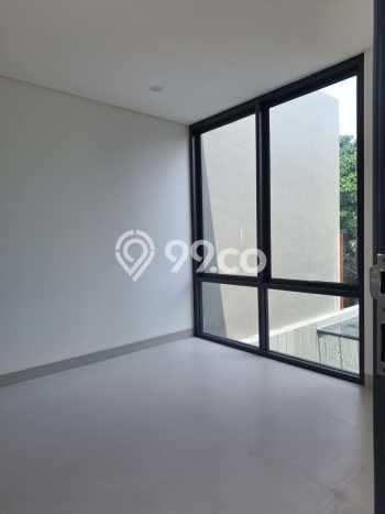 For Sale Hunian Rumah Nyaman 3 Kamar di BSD, Tangerang For Sale Hunian Rumah Nyaman 3 Kamar di BSD, Tangerang