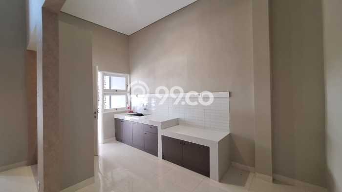 Hunian Elit LB 100m2 Siap Pakai Desain Elegan di Bintaro, Tangerang Selatan Hunian Elit LB 100m2 Siap Pakai Desain Elegan di Bintaro, Tangerang Selatan
