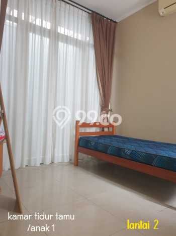 Disewakan! Rumah 4 Kamar Tidur &
3 Kamar Mandi di Bintaro, Tangerang Selatan Disewakan! Rumah 4 Kamar Tidur &
3 Kamar Mandi di Bintaro, Tangerang Selatan