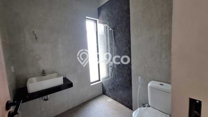 Ready to Use! Premium House LT 105m2 Desain Elegan di Bintaro Ready to Use! Premium House LT 105m2 Desain Elegan di Bintaro