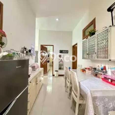 Jual Rumah Luas Elegan Dengan View Eksklusif di Pejaten, Jakarta Selatan Jual Rumah Luas Elegan Dengan View Eksklusif di Pejaten, Jakarta Selatan