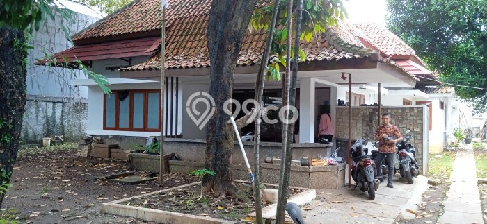 Dijual Cepat Rumah 6 KT 2 KM di Menteng, Jakarta Pusat Dijual Cepat Rumah 6 KT 2 KM di Menteng, Jakarta Pusat