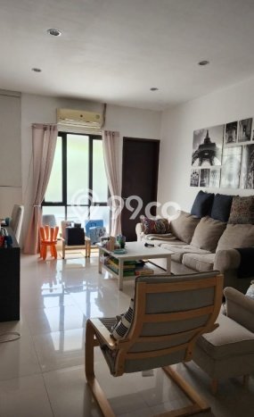 Rumah Strategis Modern Lb 100m2 di Kebon Jeruk, Jakarta Barat Rumah Strategis Modern Lb 100m2 di Kebon Jeruk, Jakarta Barat