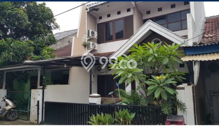 HARGA SPESIAL! Rumah area Ciputat, Tangerang Selatan, LT 99m² Bangunan 150m² HARGA NEGO! HARGA SPESIAL! Rumah area Ciputat, Tangerang Selatan, LT 99m² Bangunan 150m² HARGA NEGO!