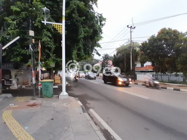 AREA PREMIUM! Ruko Kawasan Bintaro, Luas 300m², Area Strategis AREA PREMIUM! Ruko Kawasan Bintaro, Luas 300m², Area Strategis