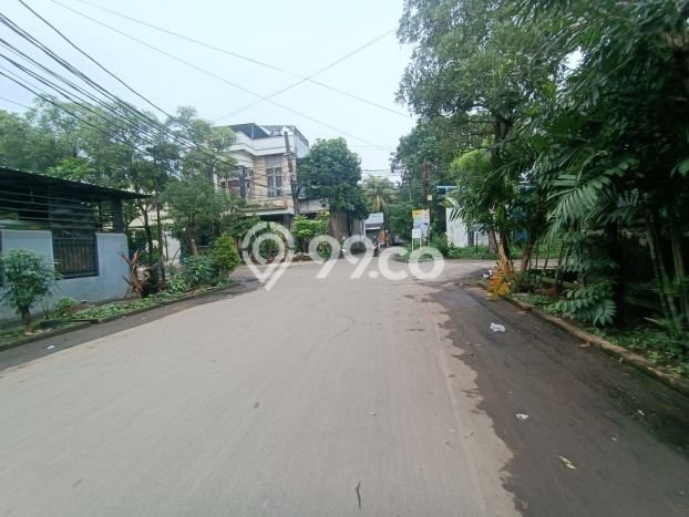Rumah di Jurangmangu, Tangerang, Luas 261m² Bangunan 261m² Rumah di Jurangmangu, Tangerang, Luas 261m² Bangunan 261m²