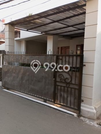 HARGA SPECIAL! Rumah Strategis di Jati Padang, LT 163m² Bangunan 120m² HARGA SPECIAL! Rumah Strategis di Jati Padang, LT 163m² Bangunan 120m²