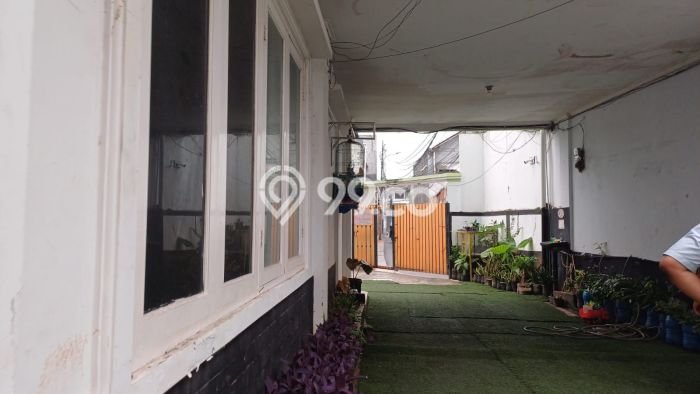 Komersial Dijual di Kawasan Mampang Prapatan, Jakarta Selatan Harga Kompetitif Komersial Dijual di Kawasan Mampang Prapatan, Jakarta Selatan Harga Kompetitif