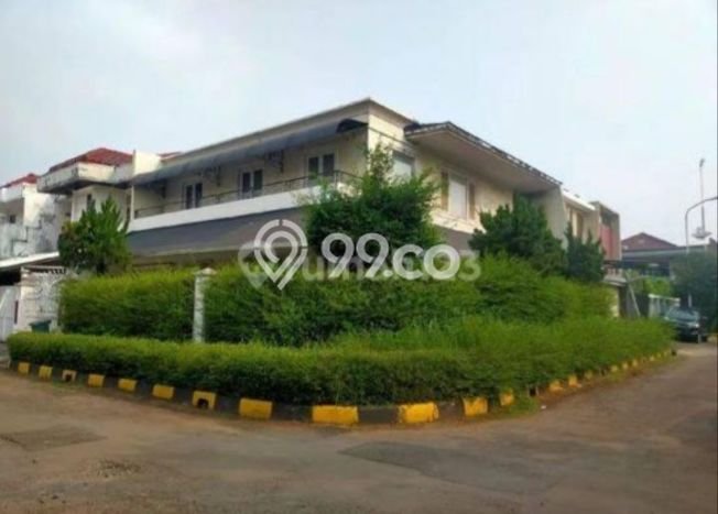 PROPERTI PILIHAN! Rumah di Kembangan, Luas 268m² Bangunan 300m² PROPERTI PILIHAN! Rumah di Kembangan, Luas 268m² Bangunan 300m²