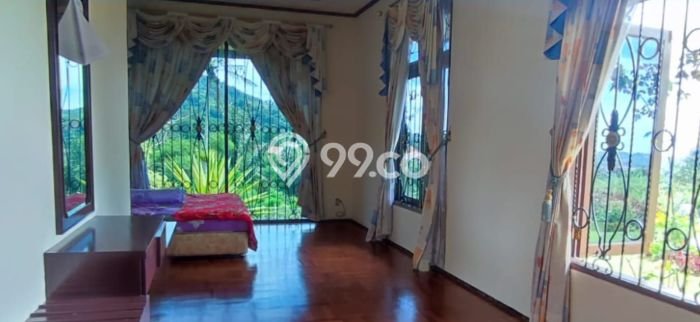 BEST CHOICE! Rumah area Cipanas, Luas 5000m² Bangunan 500m² BEST CHOICE! Rumah area Cipanas, Luas 5000m² Bangunan 500m²