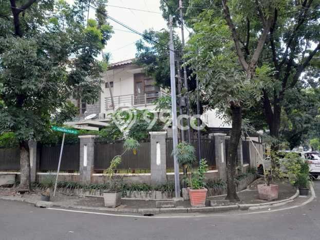 Ready to Use! Premium House LT 409m2 Desain Modern di Panglima Polim Ready to Use! Premium House LT 409m2 Desain Modern di Panglima Polim