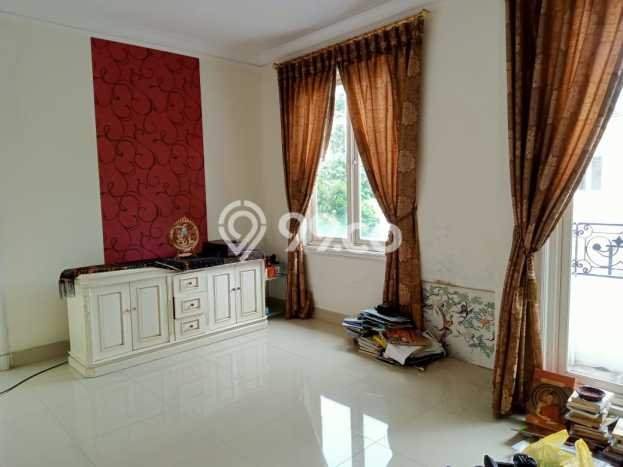 Siap Huni Hunian Elit 5 Kamar di Serpong Utara Dekat ke Mana Pun Siap Huni Hunian Elit 5 Kamar di Serpong Utara Dekat ke Mana Pun