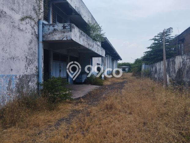 Gudang Dijual di Mojoanyar Mojokerto dengan Luas Bangunan 3189m2 Gudang Dijual di Mojoanyar Mojokerto dengan Luas Bangunan 3189m2