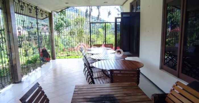 BEST CHOICE! Rumah area Cipanas, Luas 5000m² Bangunan 500m² BEST CHOICE! Rumah area Cipanas, Luas 5000m² Bangunan 500m²