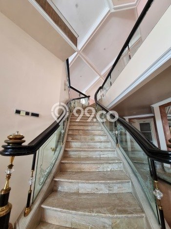 Rumah Mewah Dijual LT 1138m2 di Kelapa Gading, Jakarta Utara Rumah Mewah Dijual LT 1138m2 di Kelapa Gading, Jakarta Utara
