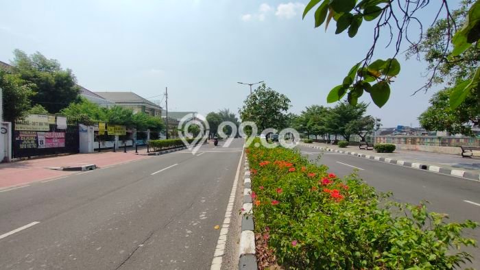 DIJUAL CEPAT! Rumah Premium area Sunter, Jakarta Utara, Luas 1000m² LB 950m² Bisa Nego! DIJUAL CEPAT! Rumah Premium area Sunter, Jakarta Utara, Luas 1000m² LB 950m² Bisa Nego!