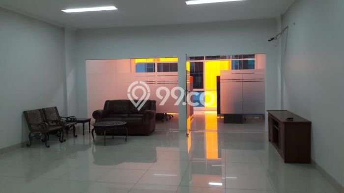 Ruko Dijual di Kelapa Gading LT 114m2, LB 365m2 untuk Investasi Ruko Dijual di Kelapa Gading LT 114m2, LB 365m2 untuk Investasi
