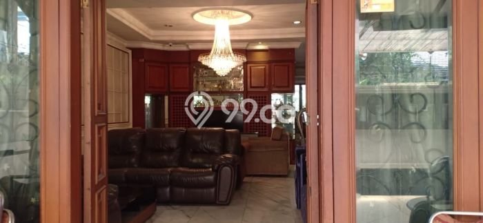 Dijual Hunian Mewah dengan Fasilitas Sekitar Lengkap di Tebet, Jakarta Selatan Dijual Hunian Mewah dengan Fasilitas Sekitar Lengkap di Tebet, Jakarta Selatan