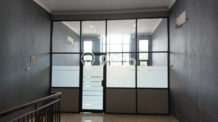 AREA PROSPEKTIF! Ruko Kawasan Kelapa Gading, Luas 100m2m², Sentra Bisnis AREA PROSPEKTIF! Ruko Kawasan Kelapa Gading, Luas 100m2m², Sentra Bisnis