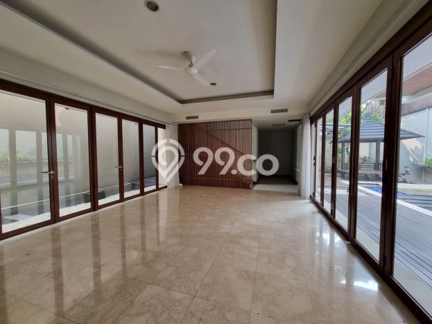 Rumah Mewah LB 450m2 Siap Pakai Desain Elegan di Kemang, Jakarta Selatan Rumah Mewah LB 450m2 Siap Pakai Desain Elegan di Kemang, Jakarta Selatan