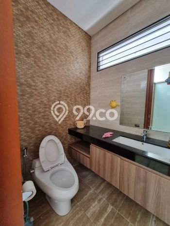 SPECIAL PROPERTY! Rumah area Kelapa Gading, LT 105m² Bangunan 180m² SPECIAL PROPERTY! Rumah area Kelapa Gading, LT 105m² Bangunan 180m²