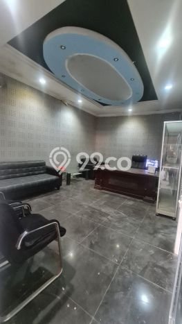 LOKASI STRATEGIS! Gudang di Cileungsi, Luas 1700m², Kawasan Komersial LOKASI STRATEGIS! Gudang di Cileungsi, Luas 1700m², Kawasan Komersial