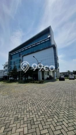 Jual Kantor Kawasan Strategis di Jatinegara, Luas 4000m2m², Jalan Utama Jual Kantor Kawasan Strategis di Jatinegara, Luas 4000m2m², Jalan Utama