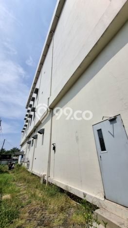 Jual Kantor Kawasan Strategis di Jatinegara, Luas 4000m2m², Jalan Utama Jual Kantor Kawasan Strategis di Jatinegara, Luas 4000m2m², Jalan Utama