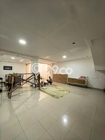 For Sale Rumah Mewah Exclusive di Kelapa Gading, Jakarta Utara For Sale Rumah Mewah Exclusive di Kelapa Gading, Jakarta Utara