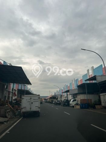 Gudang Komersial Dijual di Cakung Jakarta Timur LT 648m2 & LB 498m2 Gudang Komersial Dijual di Cakung Jakarta Timur LT 648m2 & LB 498m2