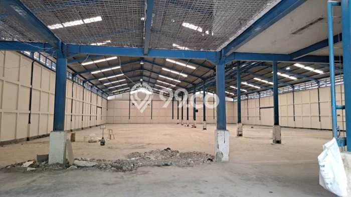 Gudang Komersial Disewakan di Kelapa Gading Jakarta Utara Luas 2800m2 Gudang Komersial Disewakan di Kelapa Gading Jakarta Utara Luas 2800m2