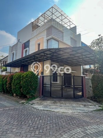 Rumah Elit Modern Tanpa Renovasi di Metland Menteng Jakarta Timur Rumah Elit Modern Tanpa Renovasi di Metland Menteng Jakarta Timur