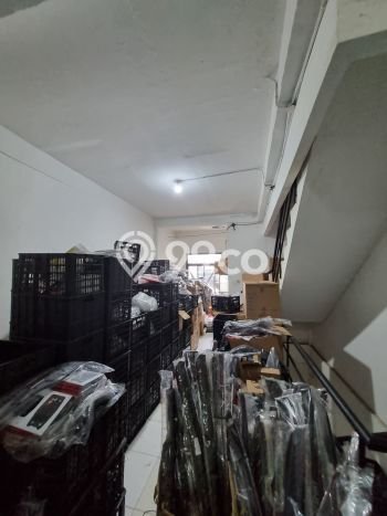 FOR SALE! Ruko di Sawah Besar Jakarta Pusat, LT 75m2, LB 275m2 FOR SALE! Ruko di Sawah Besar Jakarta Pusat, LT 75m2, LB 275m2